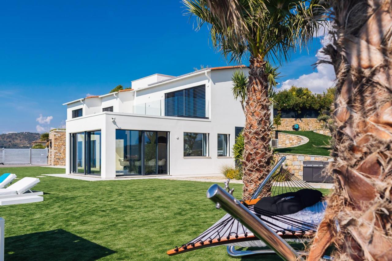 Villa Sabrina Riviera Dei Fiori A Picco Sul Mare Con Piscina Privata ,Wellness & Spa インペリア エクステリア 写真
