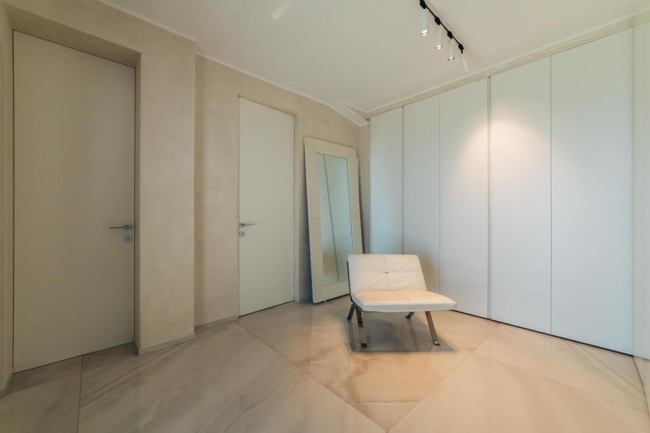Villa Sabrina Riviera Dei Fiori A Picco Sul Mare Con Piscina Privata ,Wellness & Spa インペリア エクステリア 写真